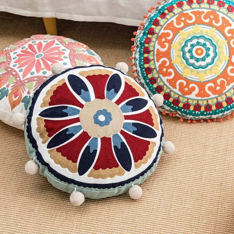 Contrast Flower Bohemian Throw Pillow with Pompoms - Pillows