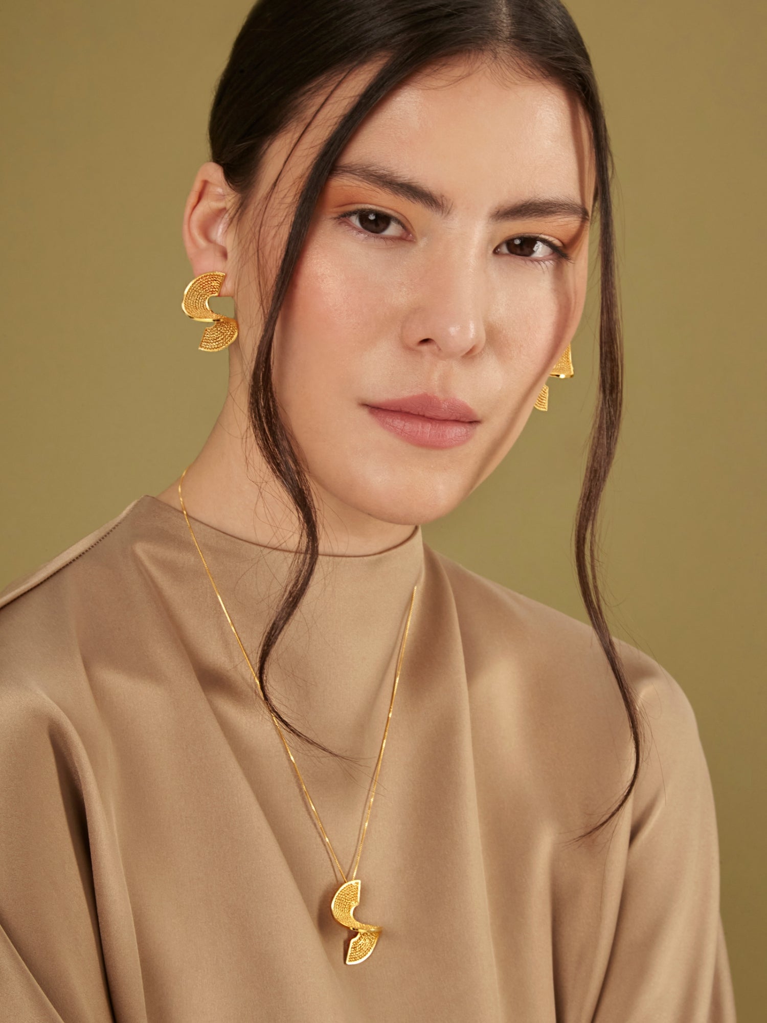 Courtney 18k Gold Vermeil Plated Filigree Earrings - Earrings