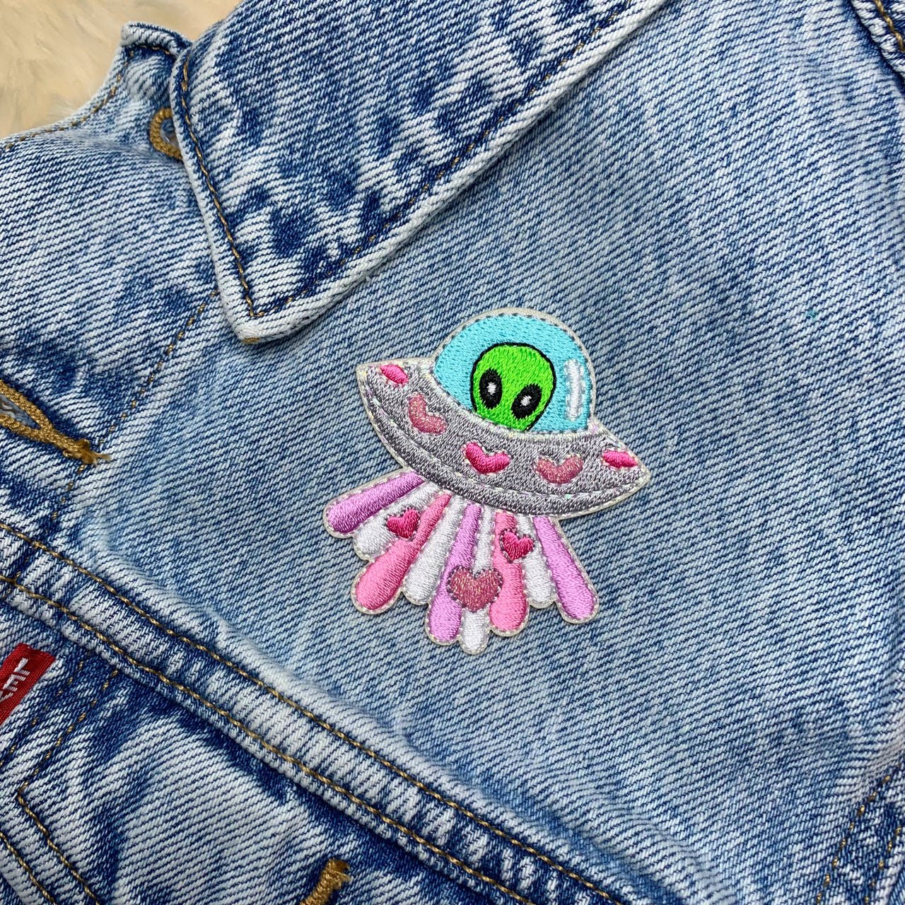 Heart UFO Patch - Patch