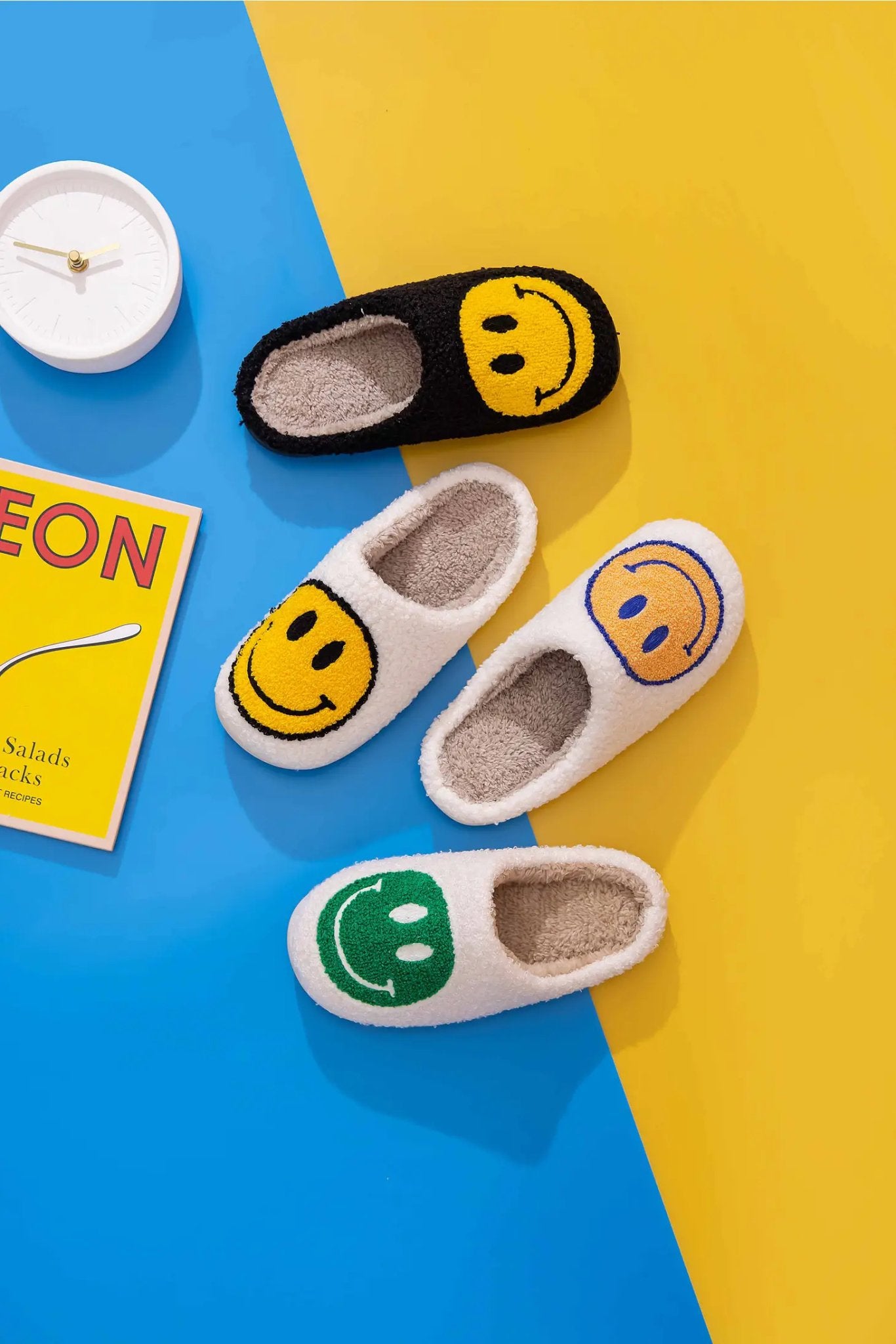 Smiley Face Fluffy Slippers (White) - Medium (6.5-7.5/39-40) - Slippers