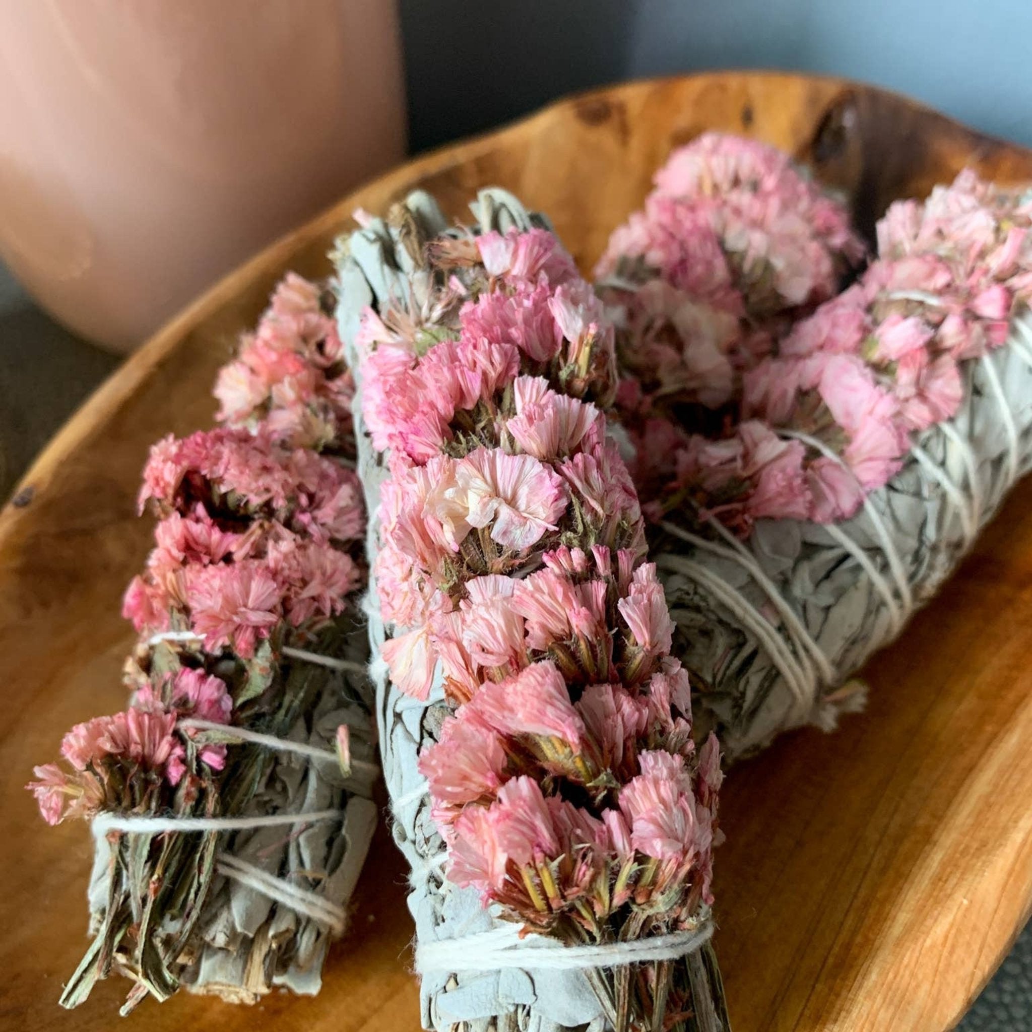 Pink Sinuata Flower with White Sage Smudge Bundle - Smudge